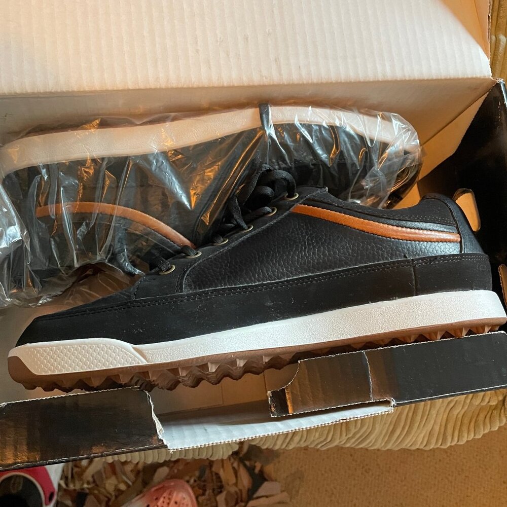 FJ Mens Contour Casual shoes Size 10M